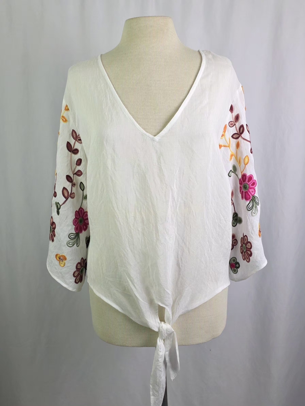 White V-Neck Tie-Front Blouse with Floral Embroidered Sleeves Size 2X NWOT